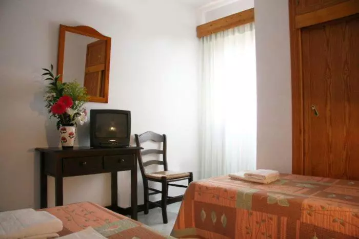 Majatalo Hostal Torre De Guzmán