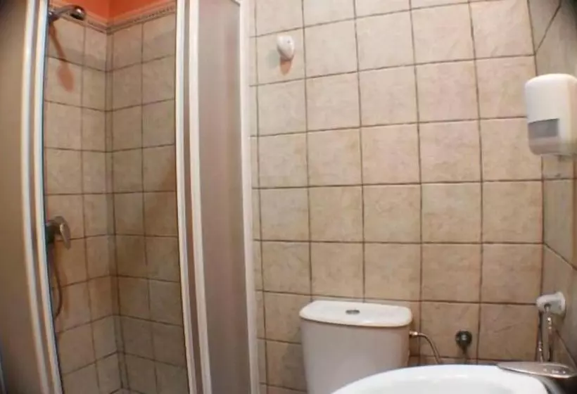 Majatalo Hostal Torre De Guzmán