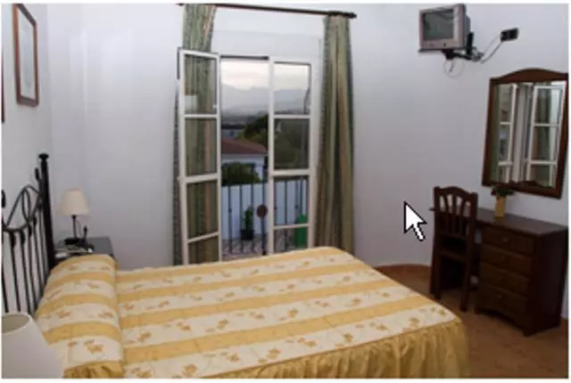 ペンション Hostal Villega