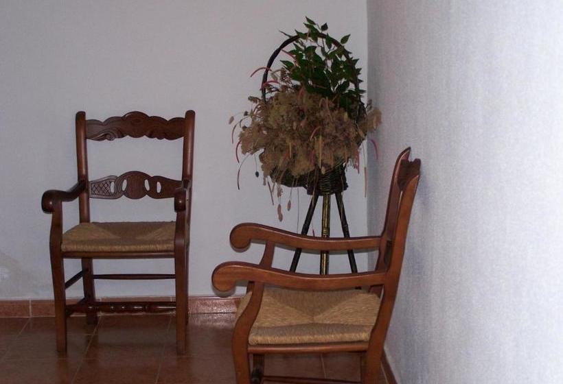 Пансион Hostal Villega