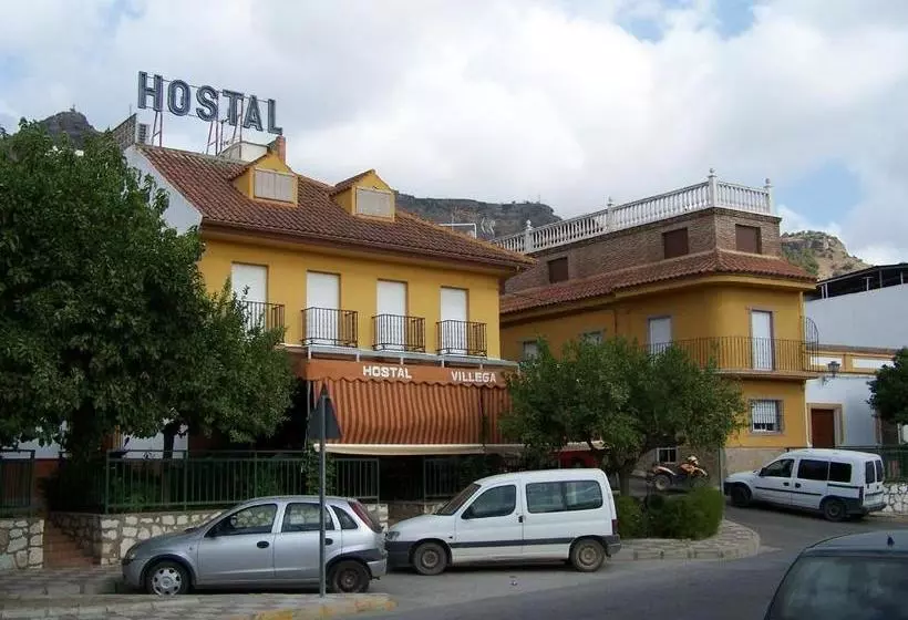 ペンション Hostal Villega