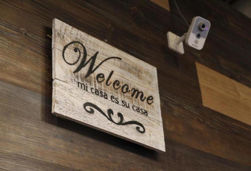 بنسيون Istanaku