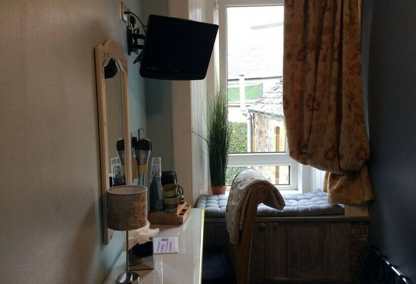 پانسیون Lagganbeg Guest House