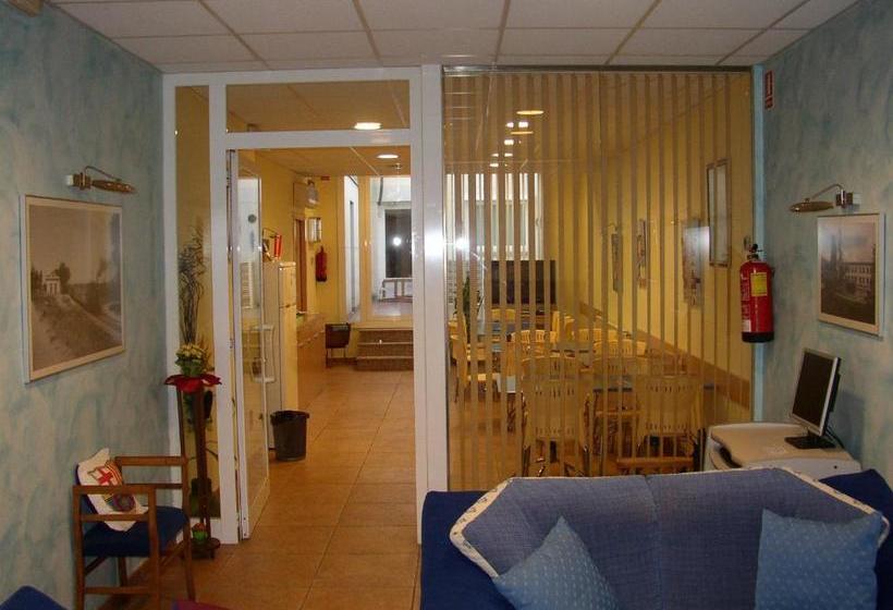 ペンション Pensió Sant Antoni