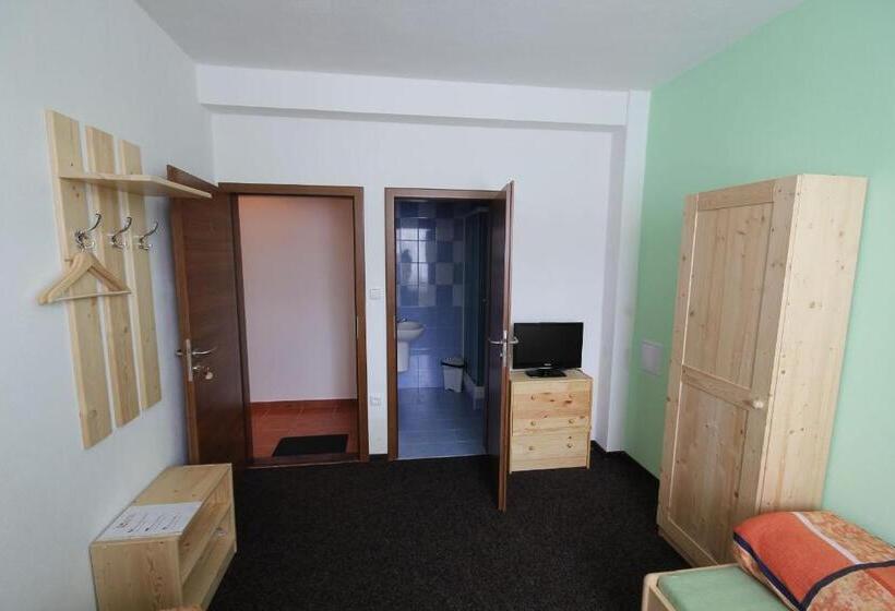 펜션 Penzion Malaika