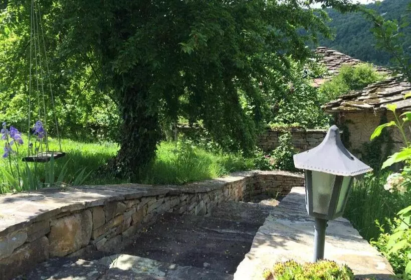 Majatalo Stefanina Guesthouse