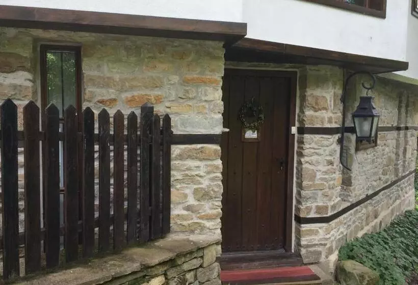 Majatalo Stefanina Guesthouse