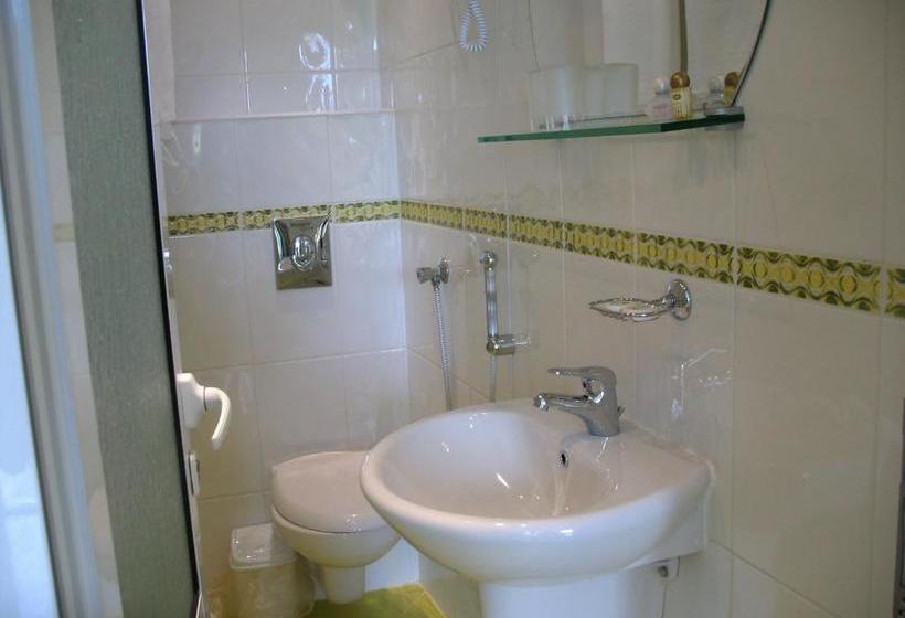 پانسیون Vila Saltanat 41