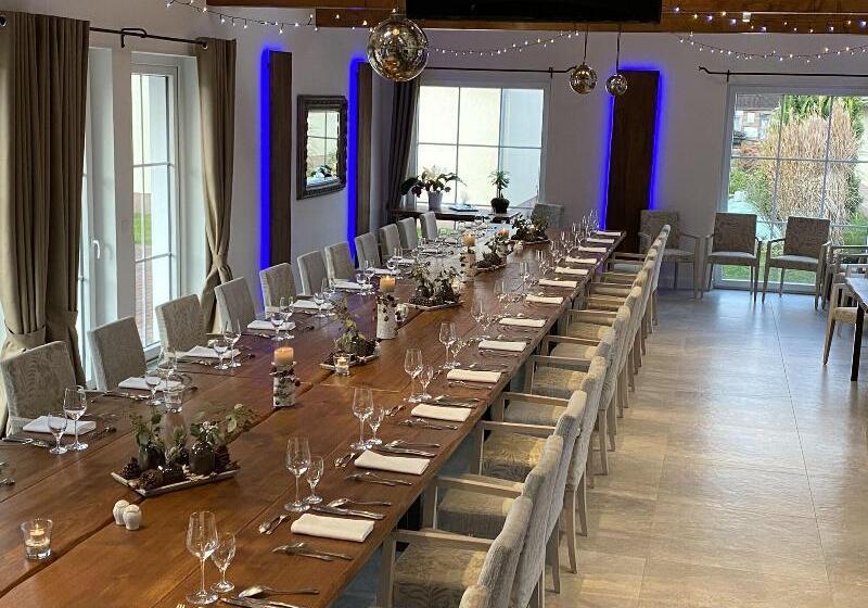 ペンション Zum Schlangenkönig