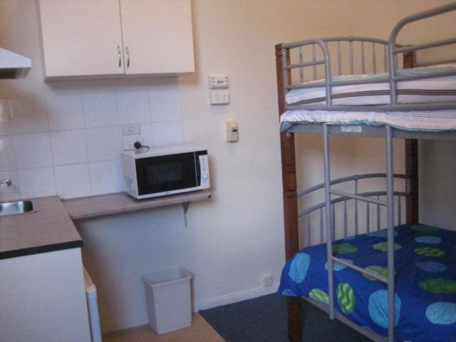 הוסטל Ellie's Guest House