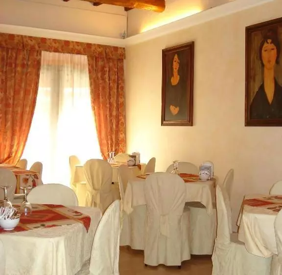 تختخواب و صبحانه Locanda Modigliani