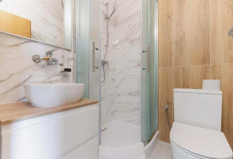 مبيت وإفطار Penzion Tofi