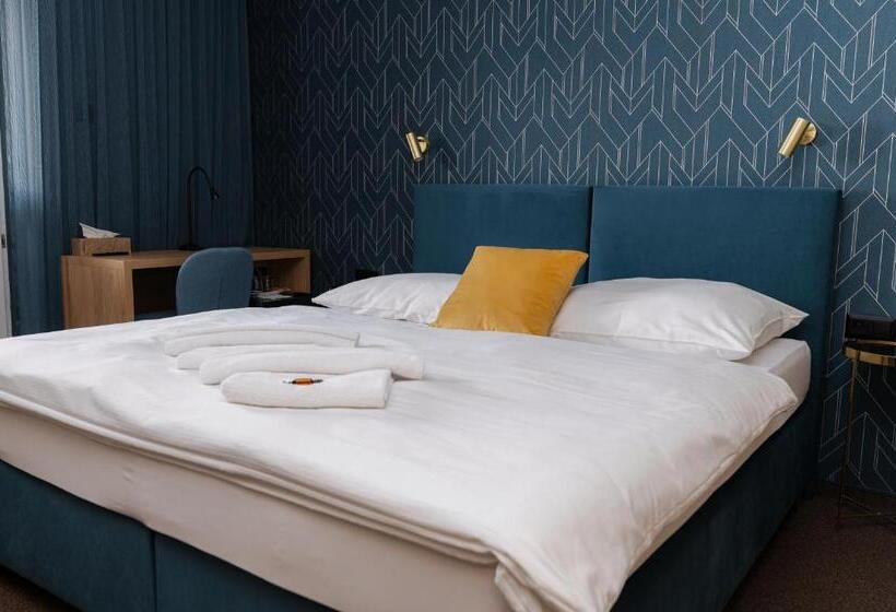 مبيت وإفطار Penzion Tofi