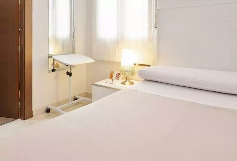 ペンション El Hostal De Violeta