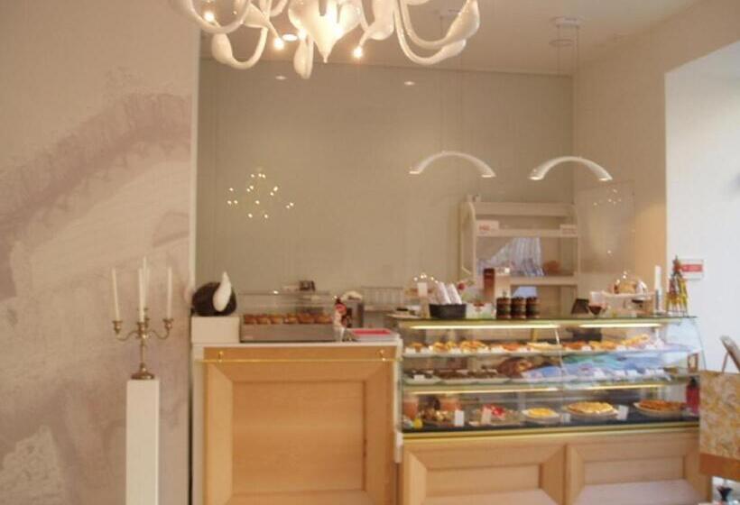 Pensione Espaco Edla