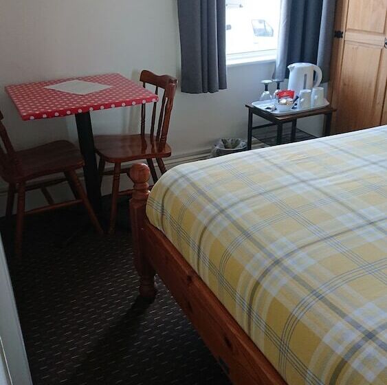 Pensionat Fairways Guest House