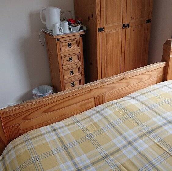 Pensionat Fairways Guest House