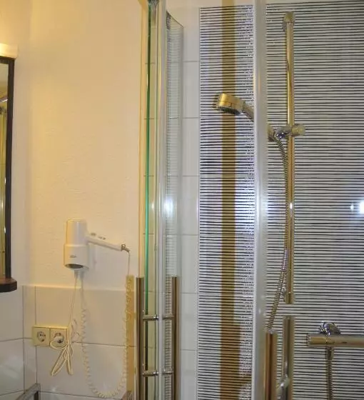 ペンション Gästehaus Brugger