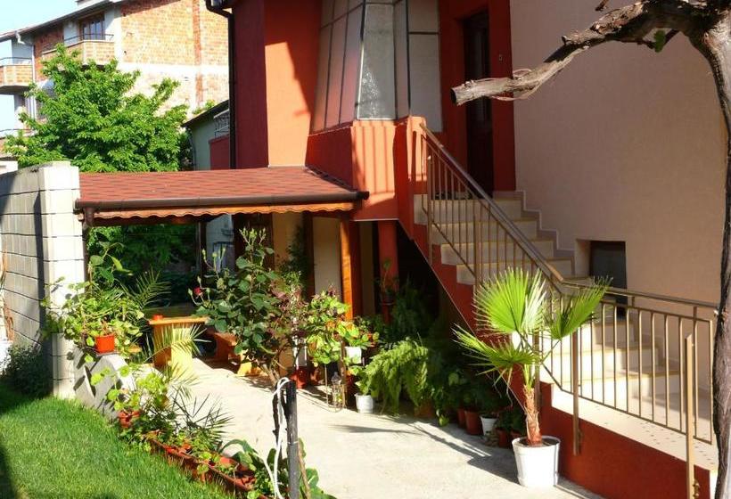 پانسیون Guest House Galema