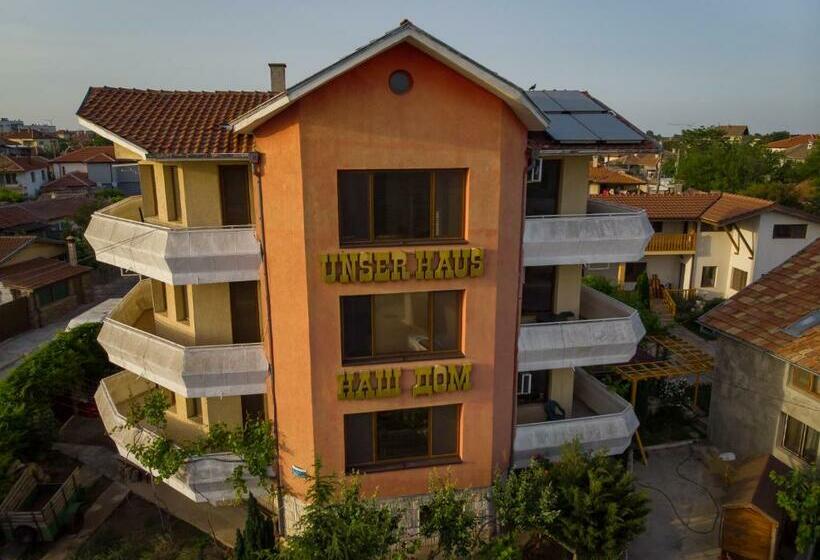 پانسیون Guest House Nash Dom