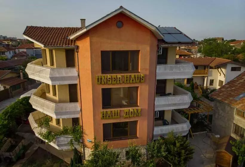 پانسیون Guest House Nash Dom