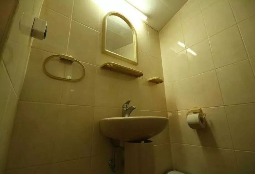 پانسیون Guest House Nash Dom