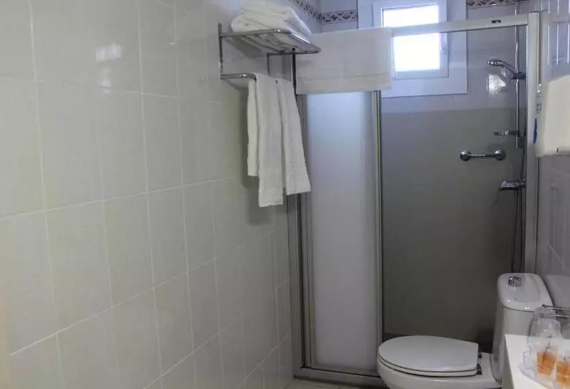 Majatalo Hostal Montserrat