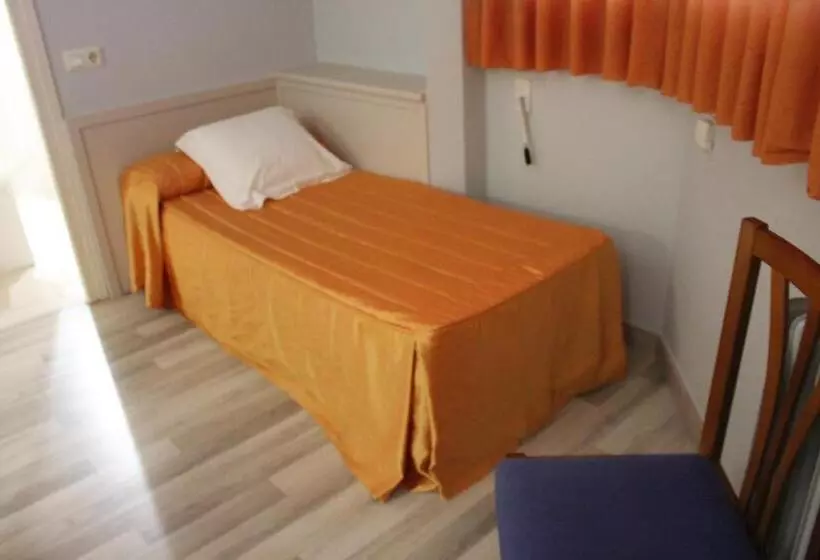 Majatalo Hostal Montserrat