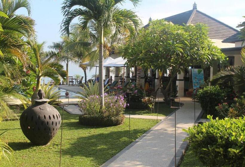 بنسيون Kelapa Lovina Beach Villa