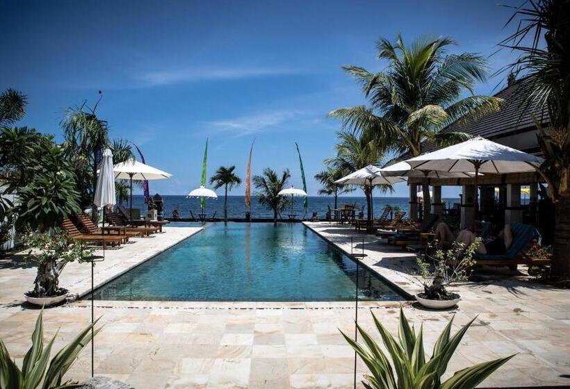 بنسيون Kelapa Lovina Beach Villa