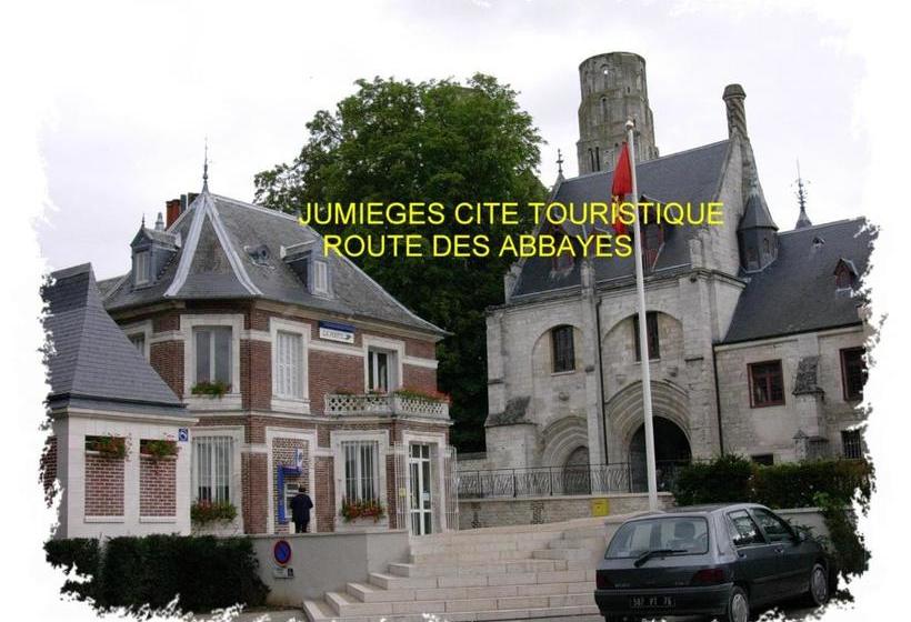 פנסיון La Bonne Famille