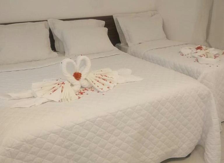 پانسیون Pousada Galemares