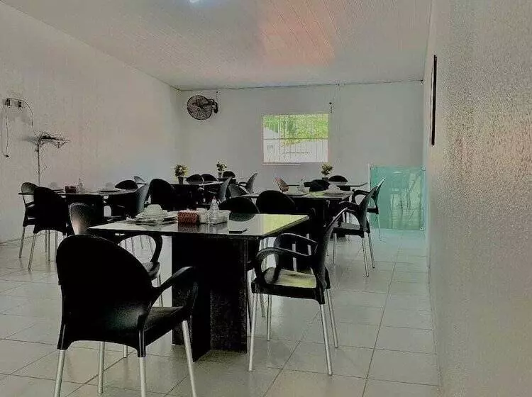 ペンション Pousada Marahub