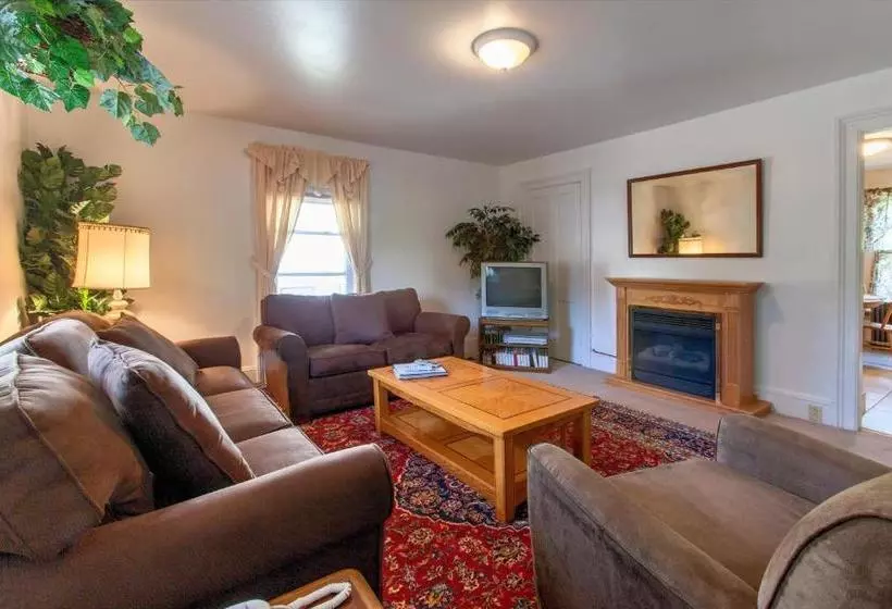 Majatalo Village Suites