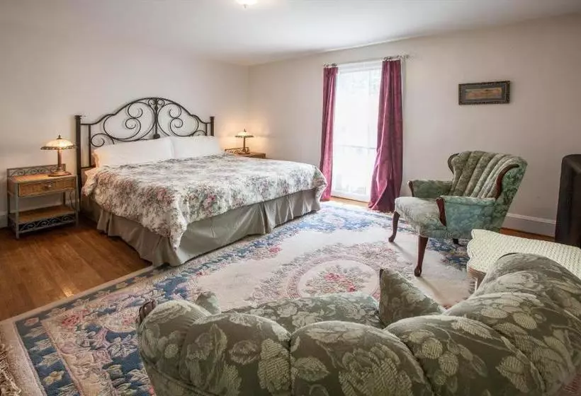 Majatalo Village Suites