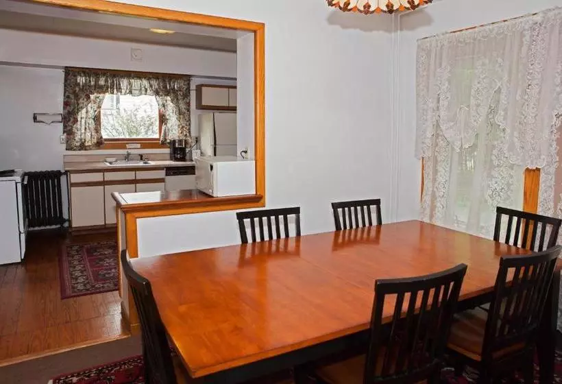 Majatalo Village Suites