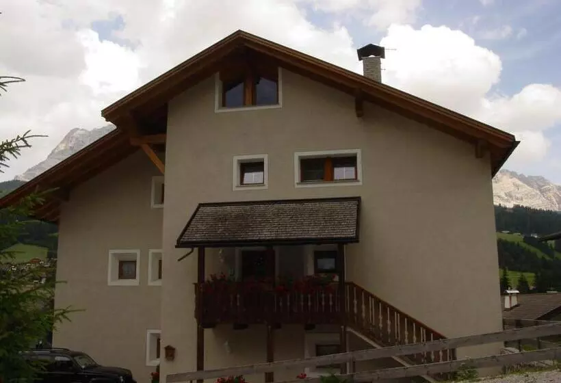 Ciasa Rudiferia Appartamenti In Alta Badia