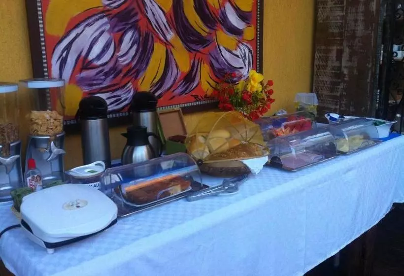 پانسیون Flamboyant Residence