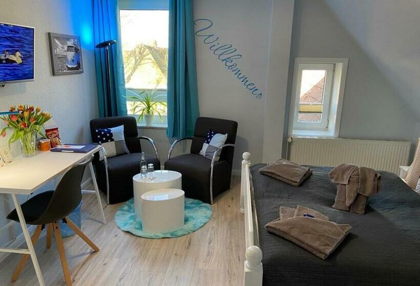 펜션 Friesenhof Nieblum   Hotel Garni