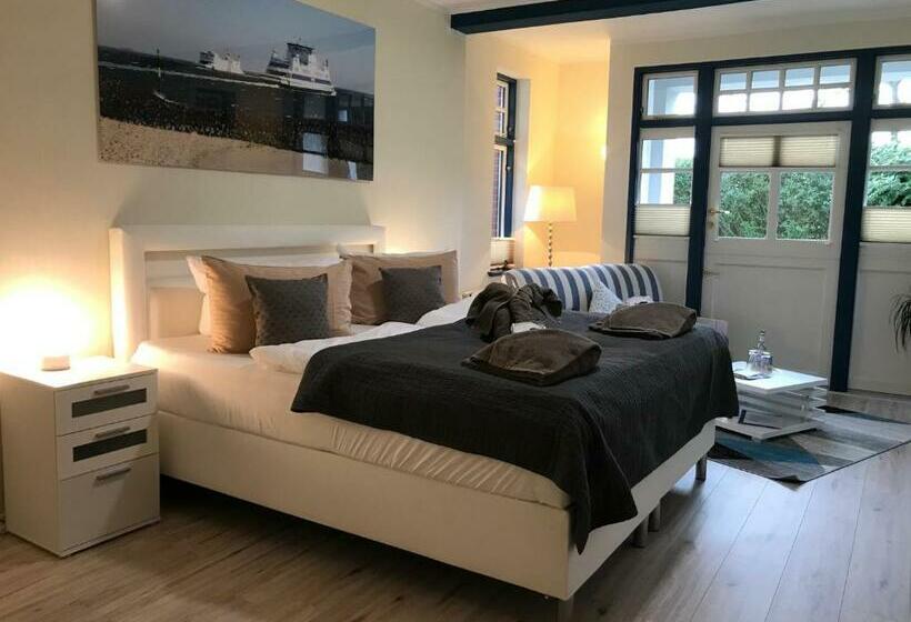 펜션 Friesenhof Nieblum   Hotel Garni