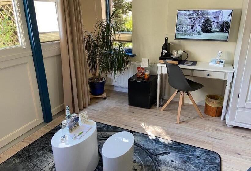 펜션 Friesenhof Nieblum   Hotel Garni