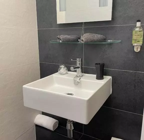 ペンション Gowanlea Guest House