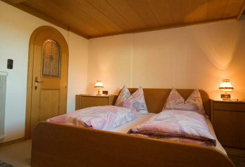 פנסיון Gästehaus Rosi