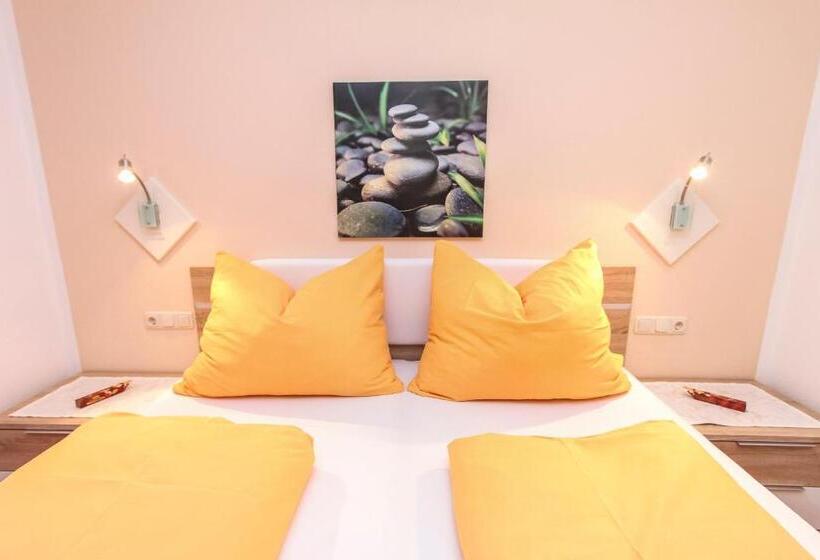 פנסיון Gästehaus Rosi