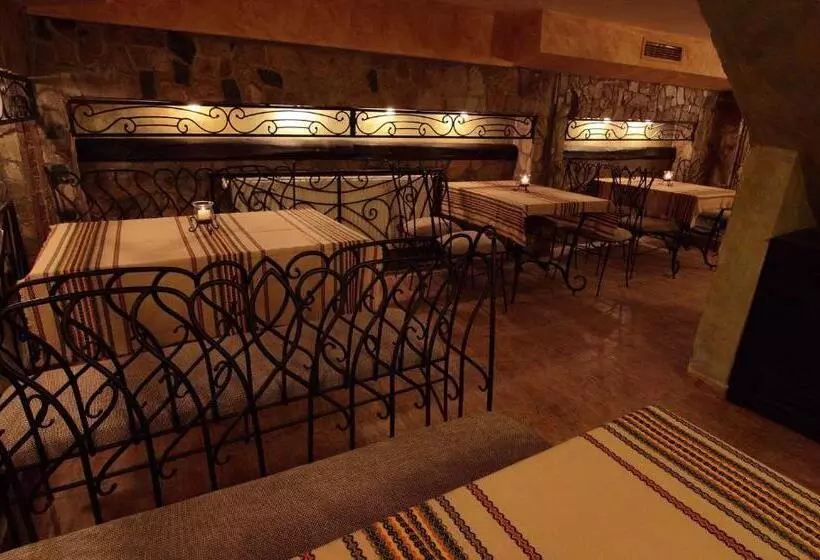 ペンション Guesthouse Koliovata Kashta