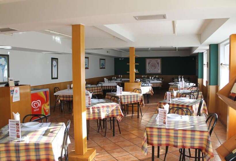 ペンション Hostal Sandino