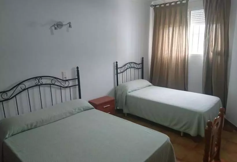 ペンション Hostal Tamarindos