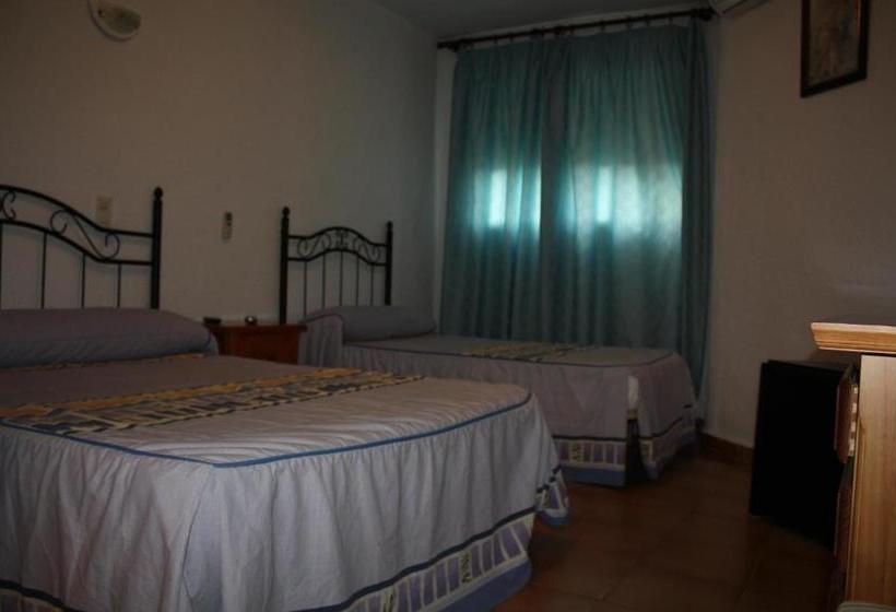 Pensão Hostal Tamarindos