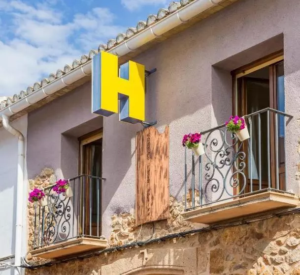Majatalo Hostal Tres Molins