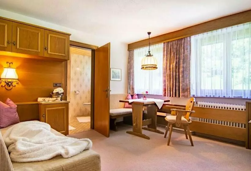 ペンション Köcks Bed & Breakfast